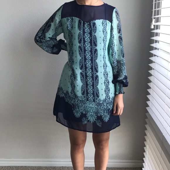 Xhilaration Dresses & Skirts - Midi Dress